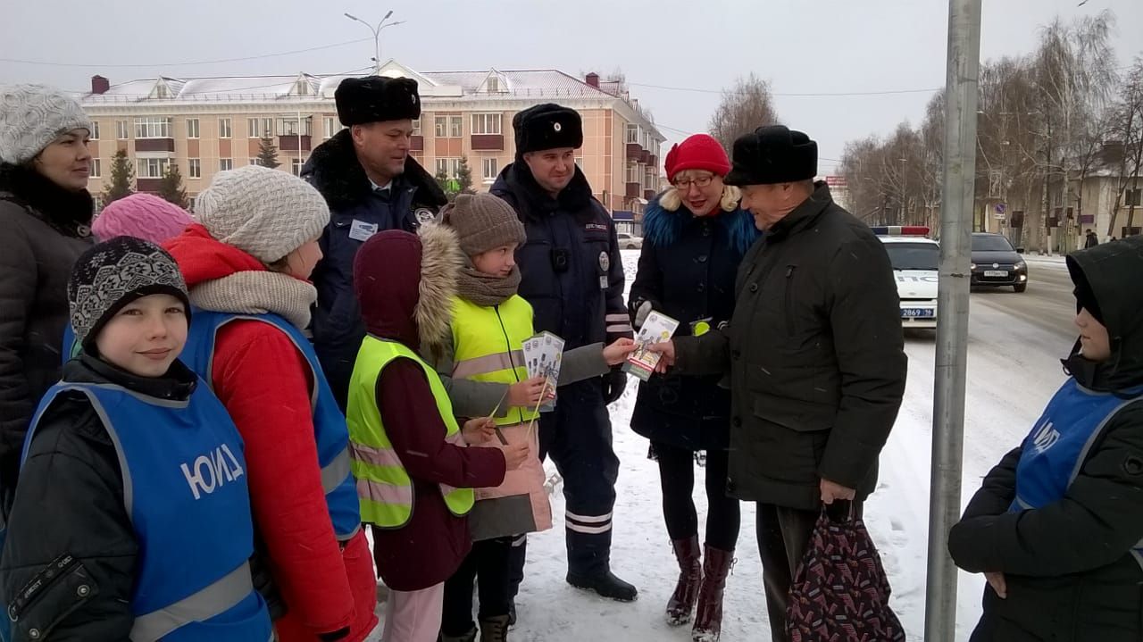 В Татарстане «юидовский десант» провел ликбез для пешеходов и водителей