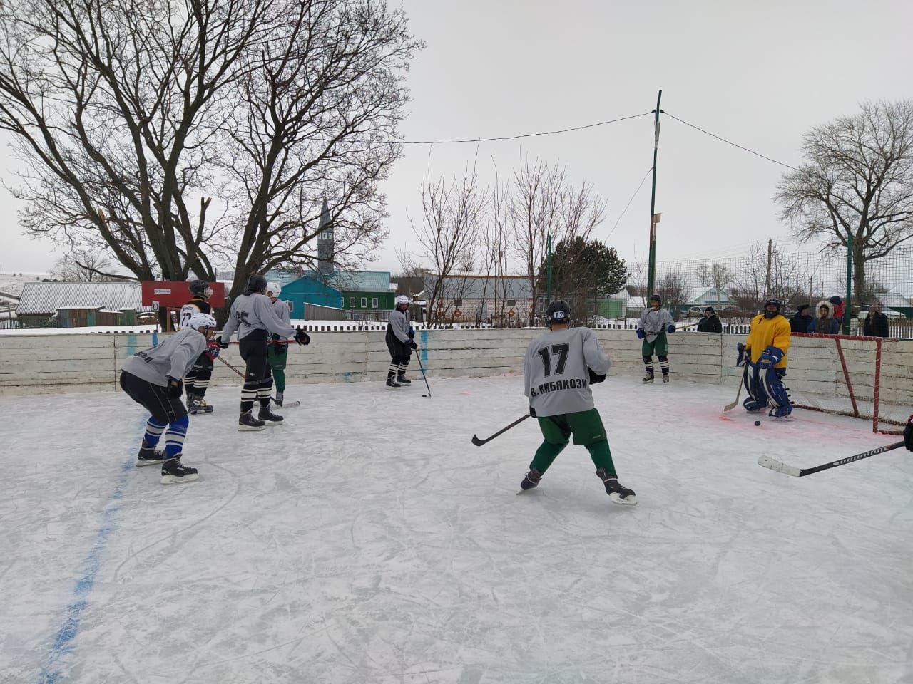 Кече Кибәхуҗа авылы җирлегендә хоккей турниры гөрли