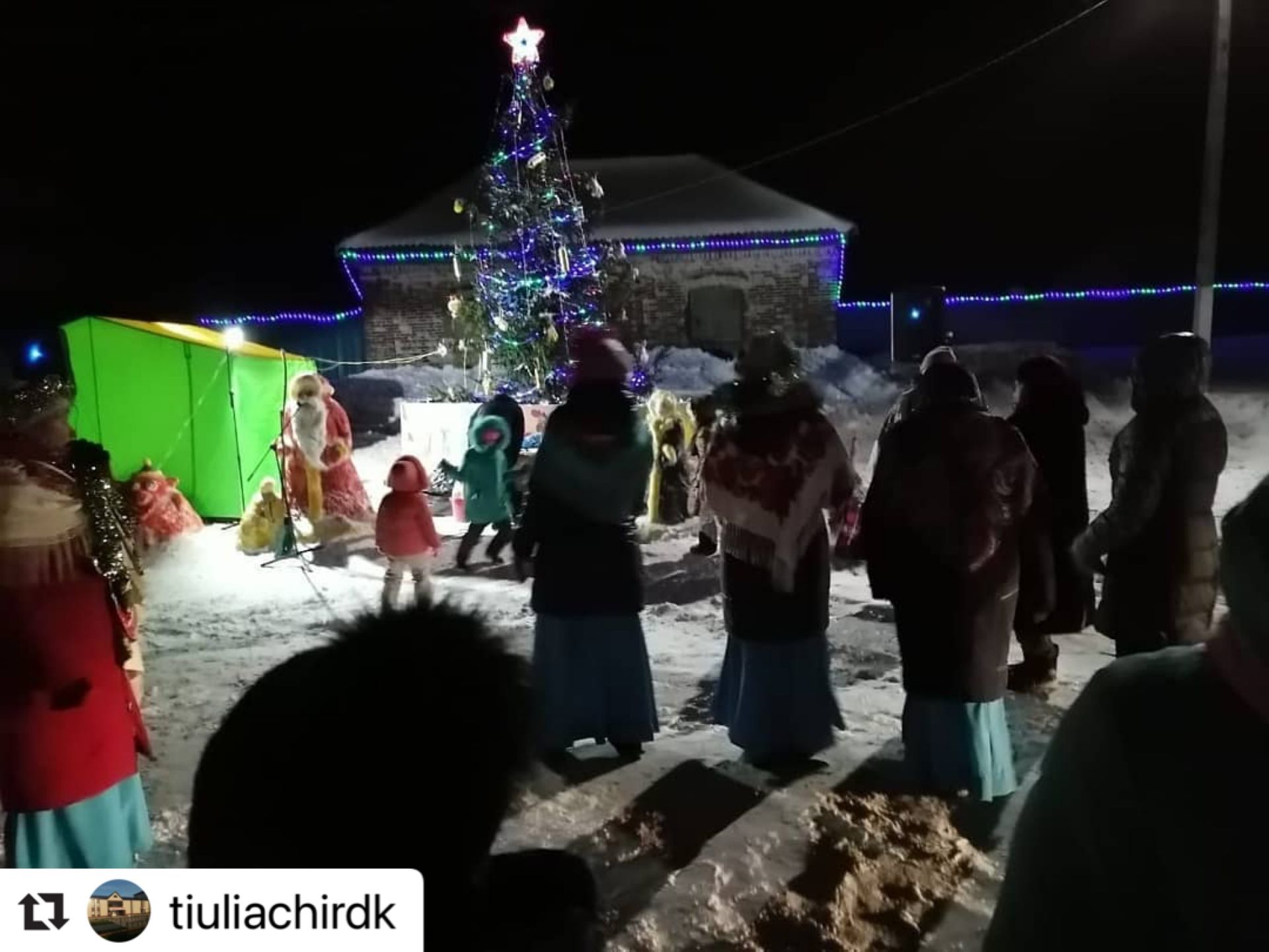 31 декабря на центральной площади села Абди, состоялся «Новогодний Бал - маскарад»