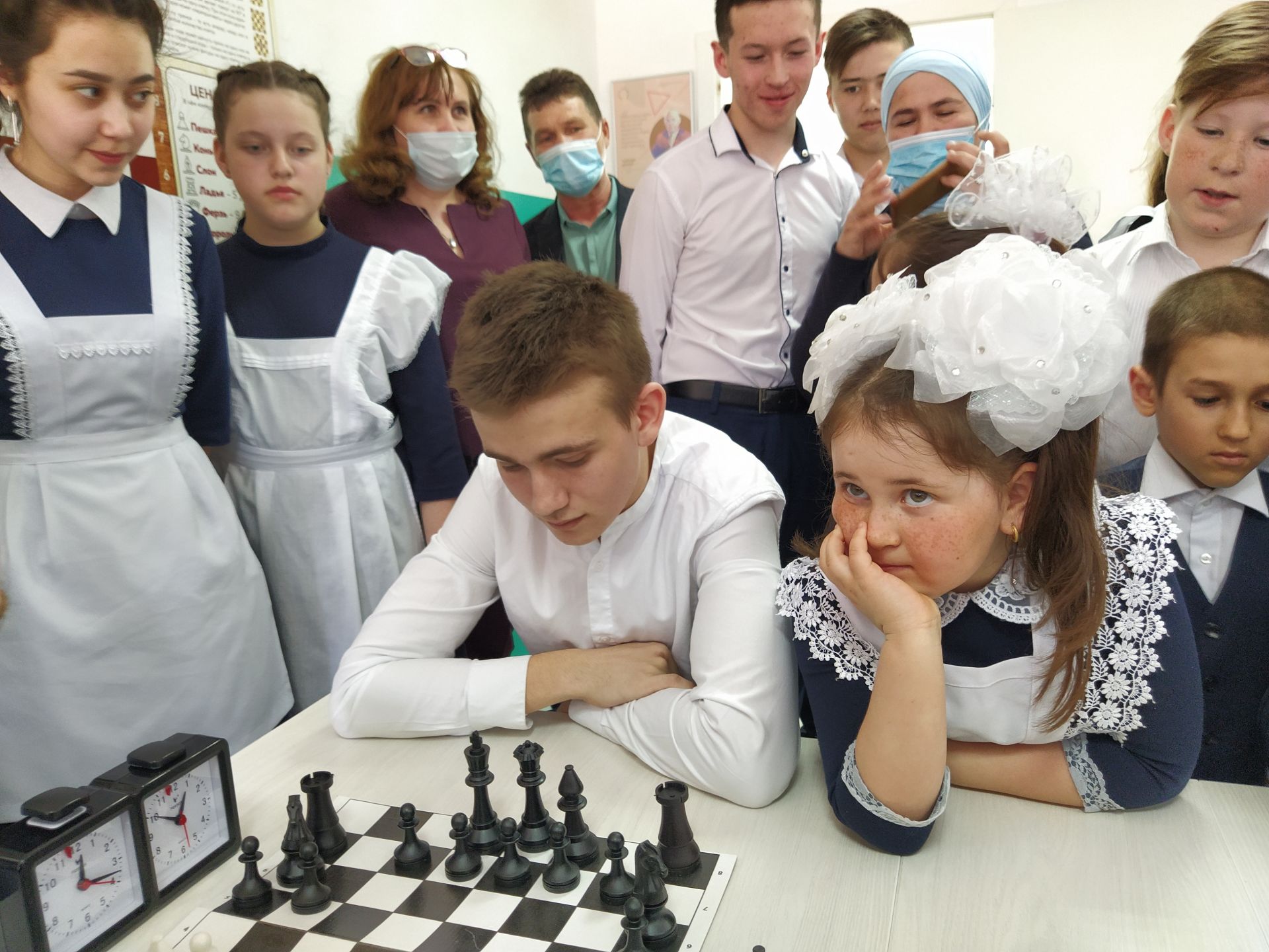 Олы Мишә  укучылары да шахматны үз итә