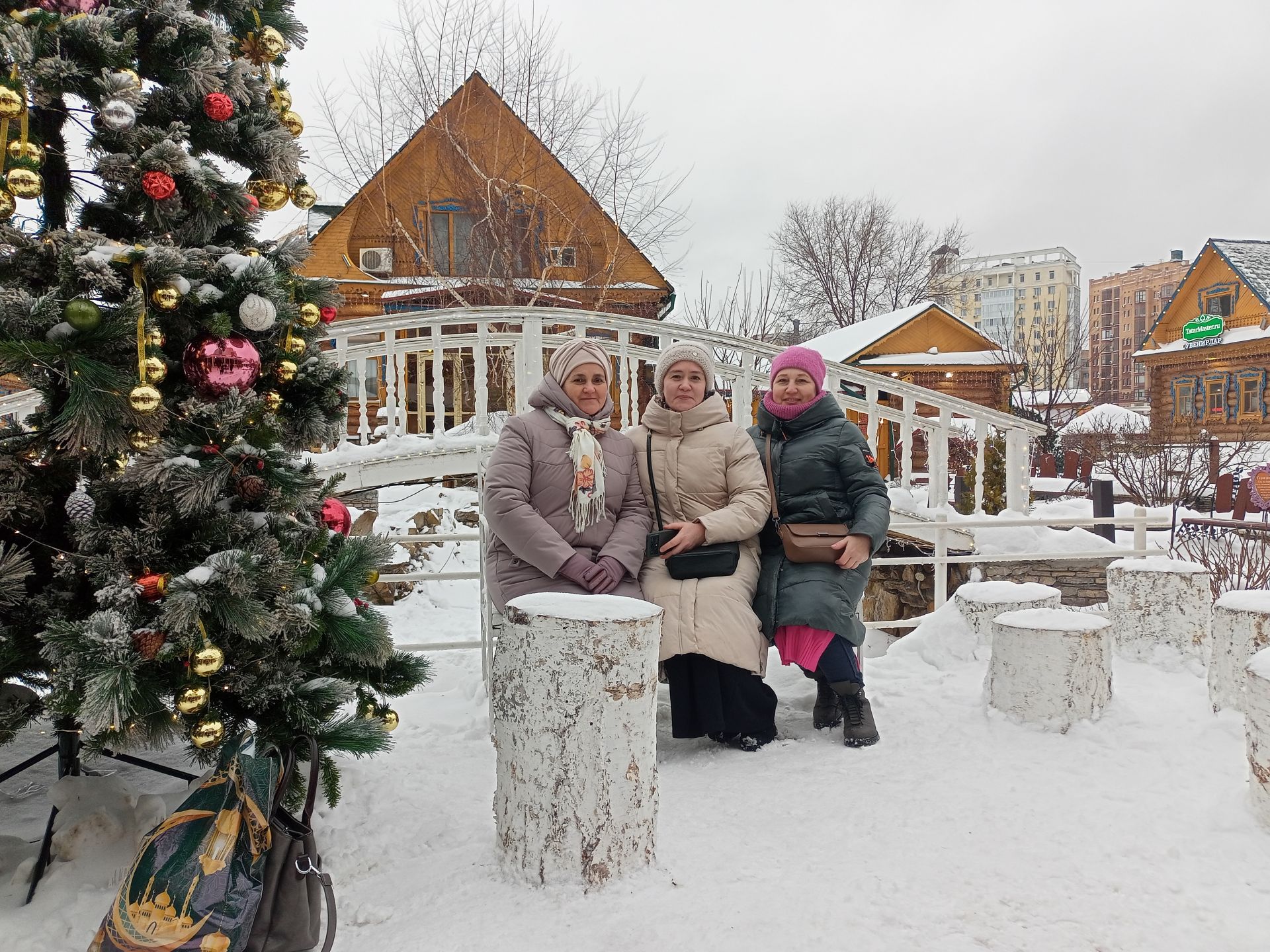 Бүген,  Казанның «Туган авылым» күңел ачу үзәгендә «Каз өмәсе» ярминкәсе үтте.