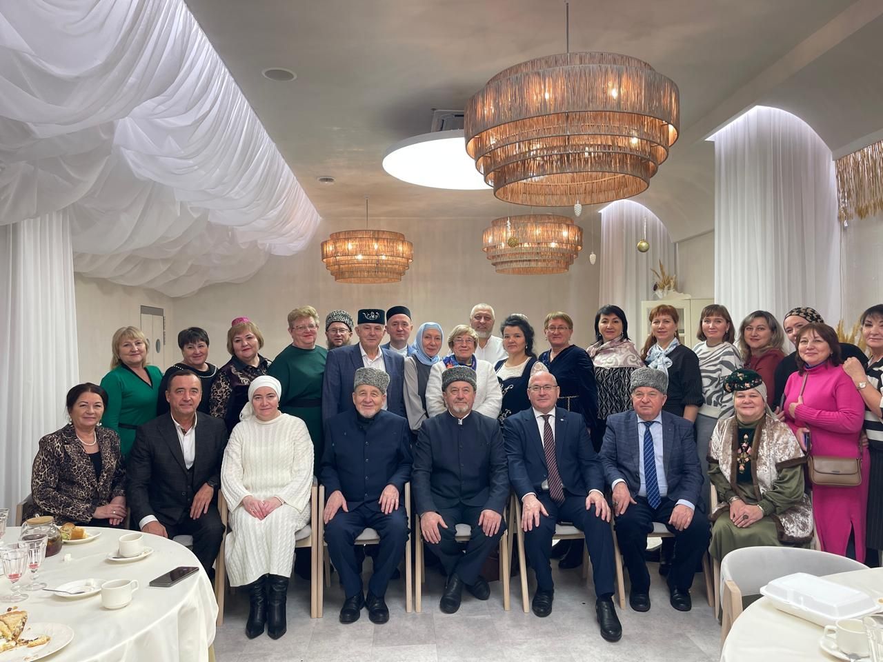 Бүген,  Казанның «Туган авылым» күңел ачу үзәгендә «Каз өмәсе» ярминкәсе үтте.