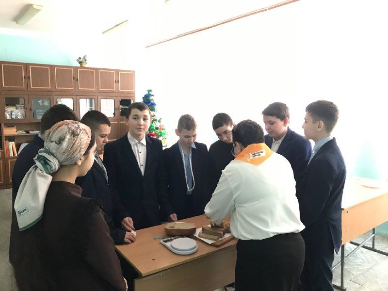 Ленинградны фашистлар блокадасыннан тулысынча азат итү көне