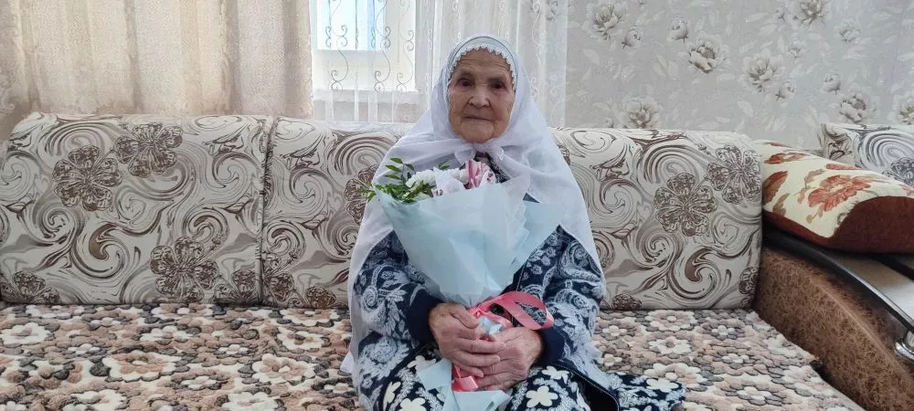 Шәмсенур апа Закирова  90 яшьлек юбилеен  билгеләп узды