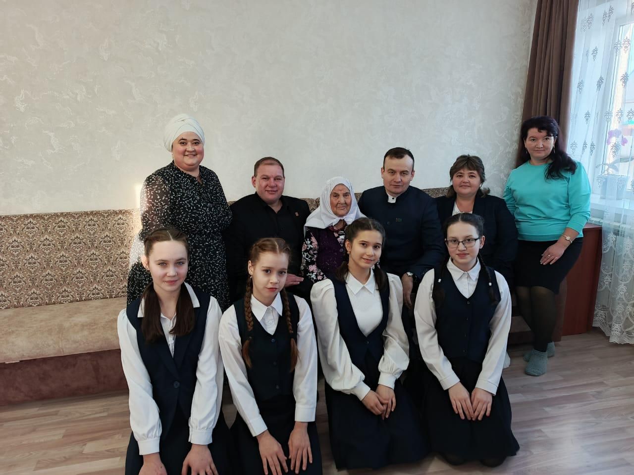 Ветераннарыбызга изге теләкләр теләделәр