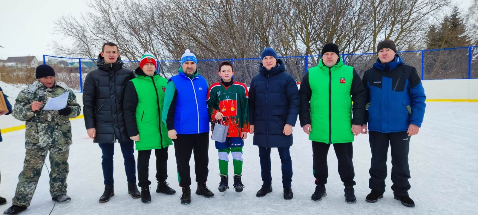 Олы Тиләҗе авылында хоккей  ярышы  узды