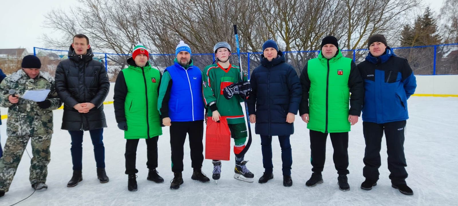 Олы Тиләҗе авылында хоккей  ярышы  узды