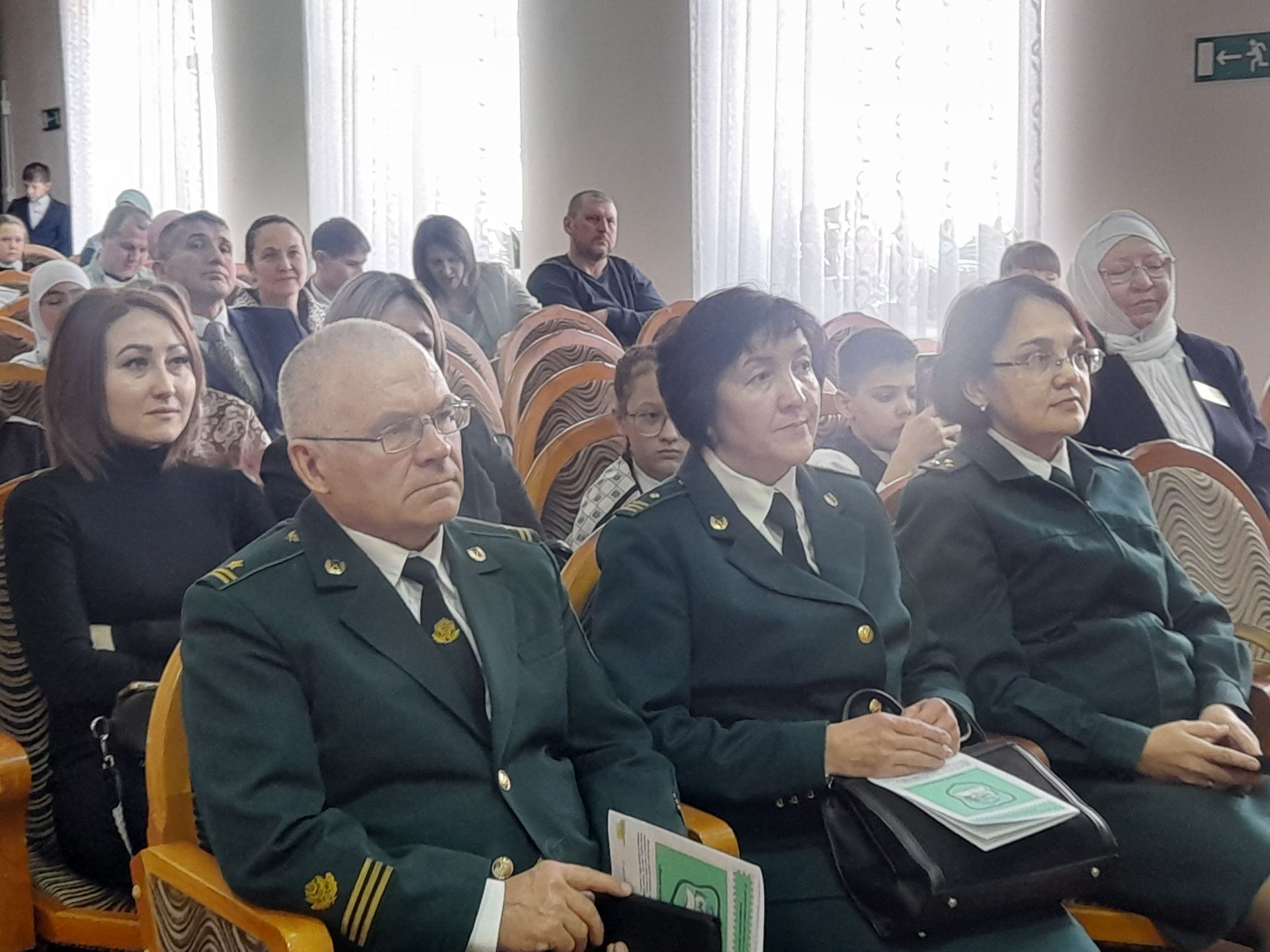 «Безнең тирәдә  экология» дигән  темага  республика фәнни  - гамәли  конференциясе  узды
