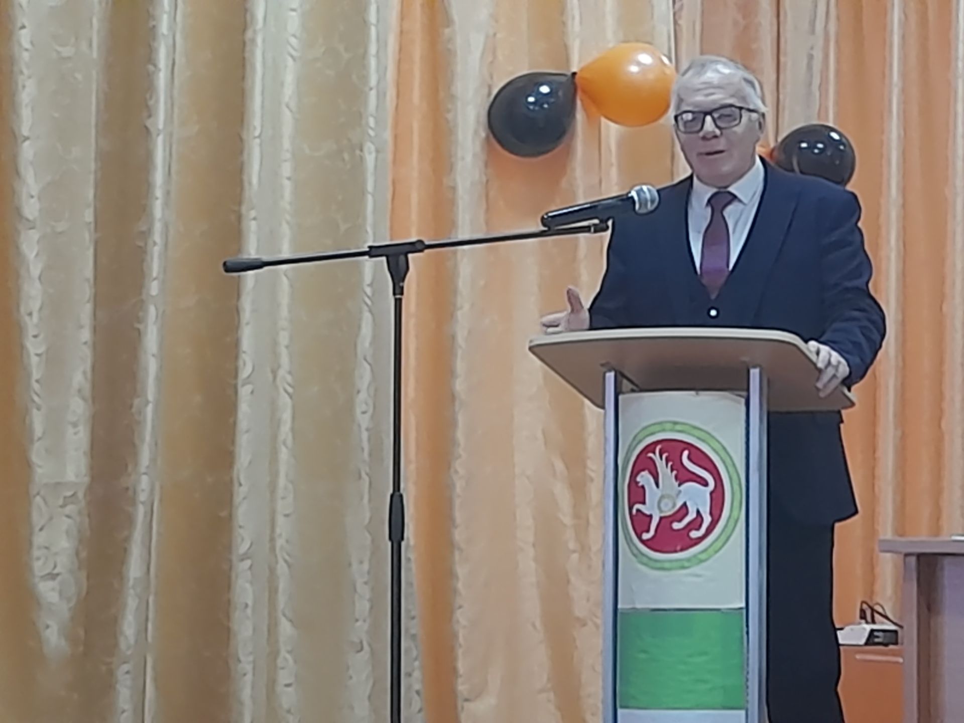 «Безнең тирәдә  экология» дигән  темага  республика фәнни  - гамәли  конференциясе  узды