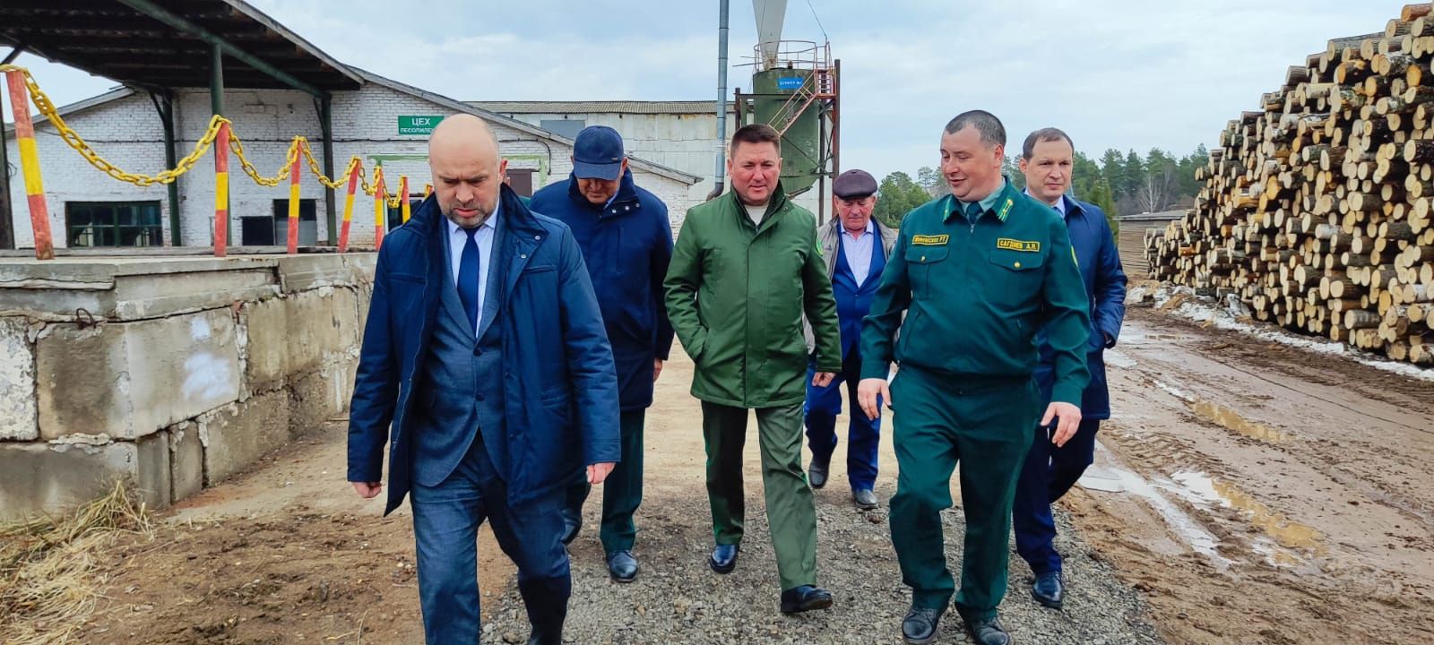 Урман хуҗалыгы министры  районга  эш  сәфәре  белән  килде