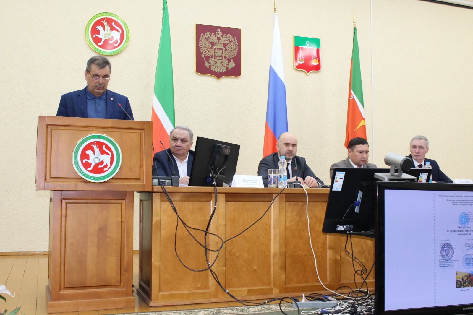 Умартачылык, терлекчелек һәм язгы кыр эшләре турында сөйләштеләр