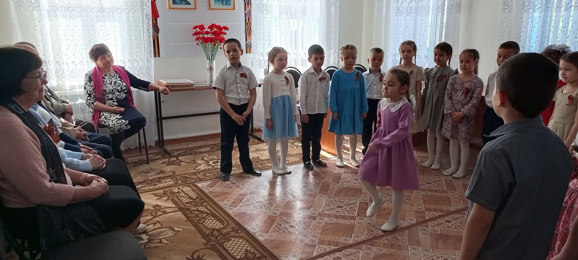 Район Ветераннар йортында кунакта булдылар