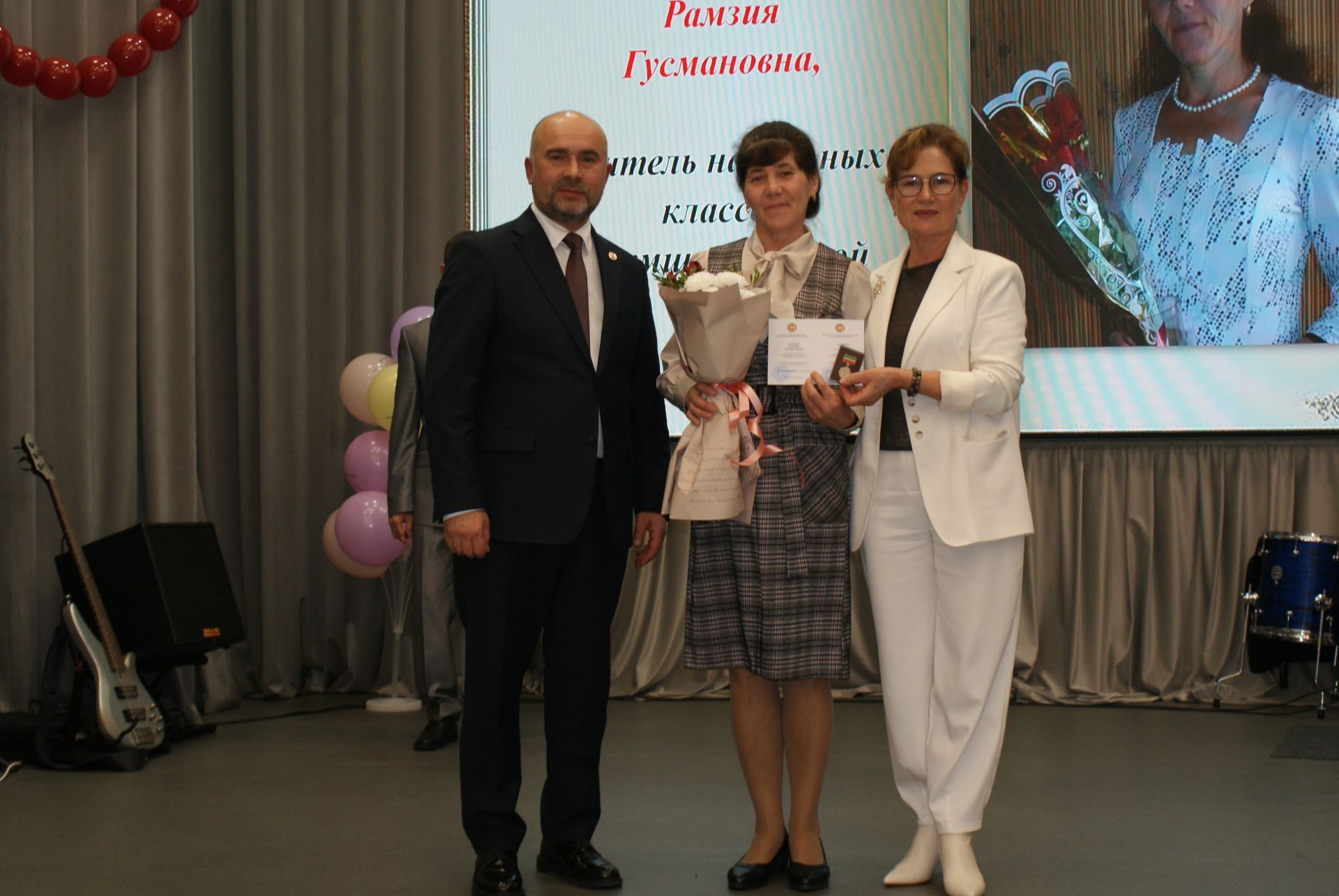 Укытучылар көненә багышланган тантаналы чара узды