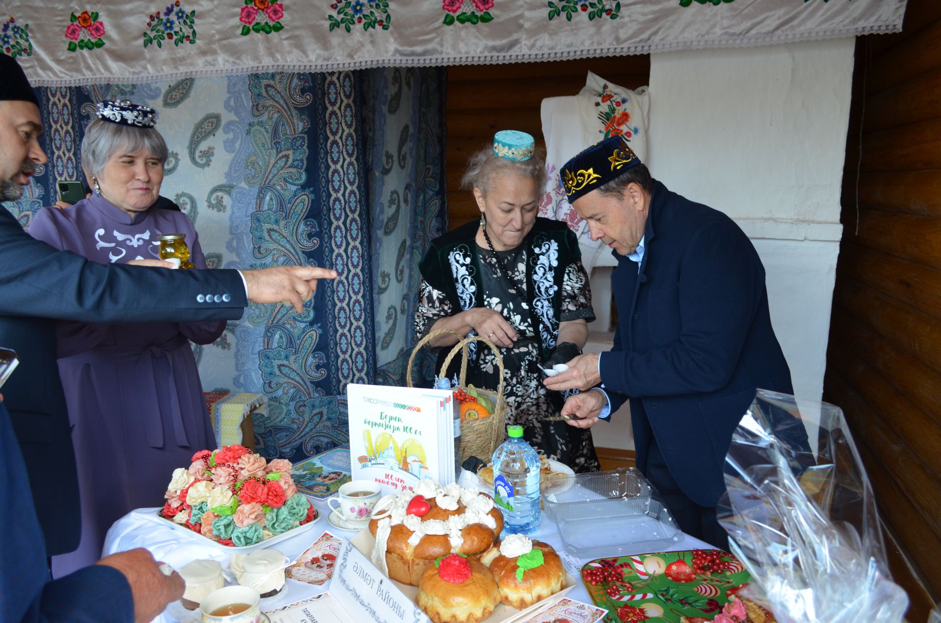 Теләчедә гастрофестиваль узды (фоторепортаж)