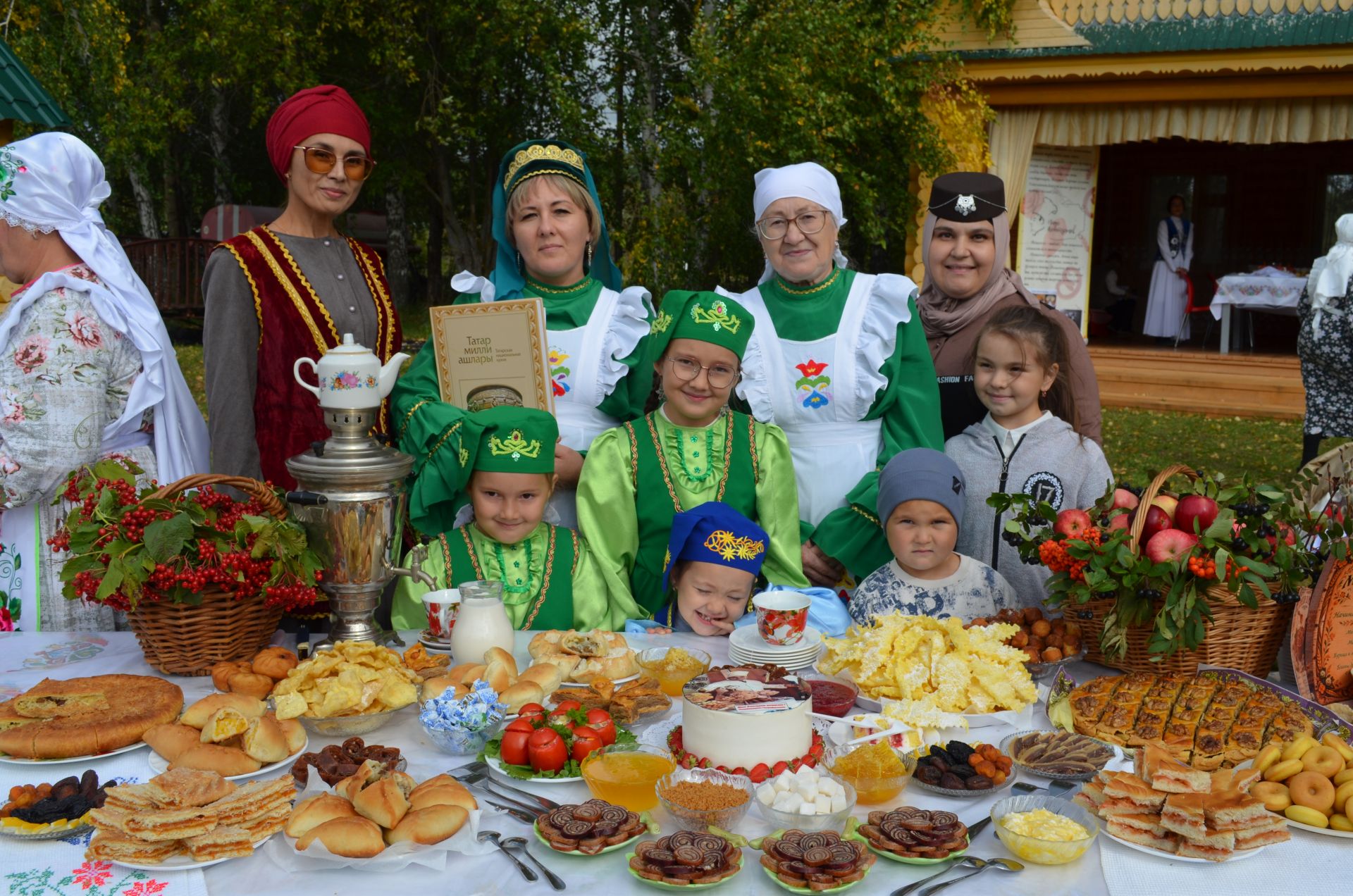 Теләчедә гастрофестиваль узды (фоторепортаж)