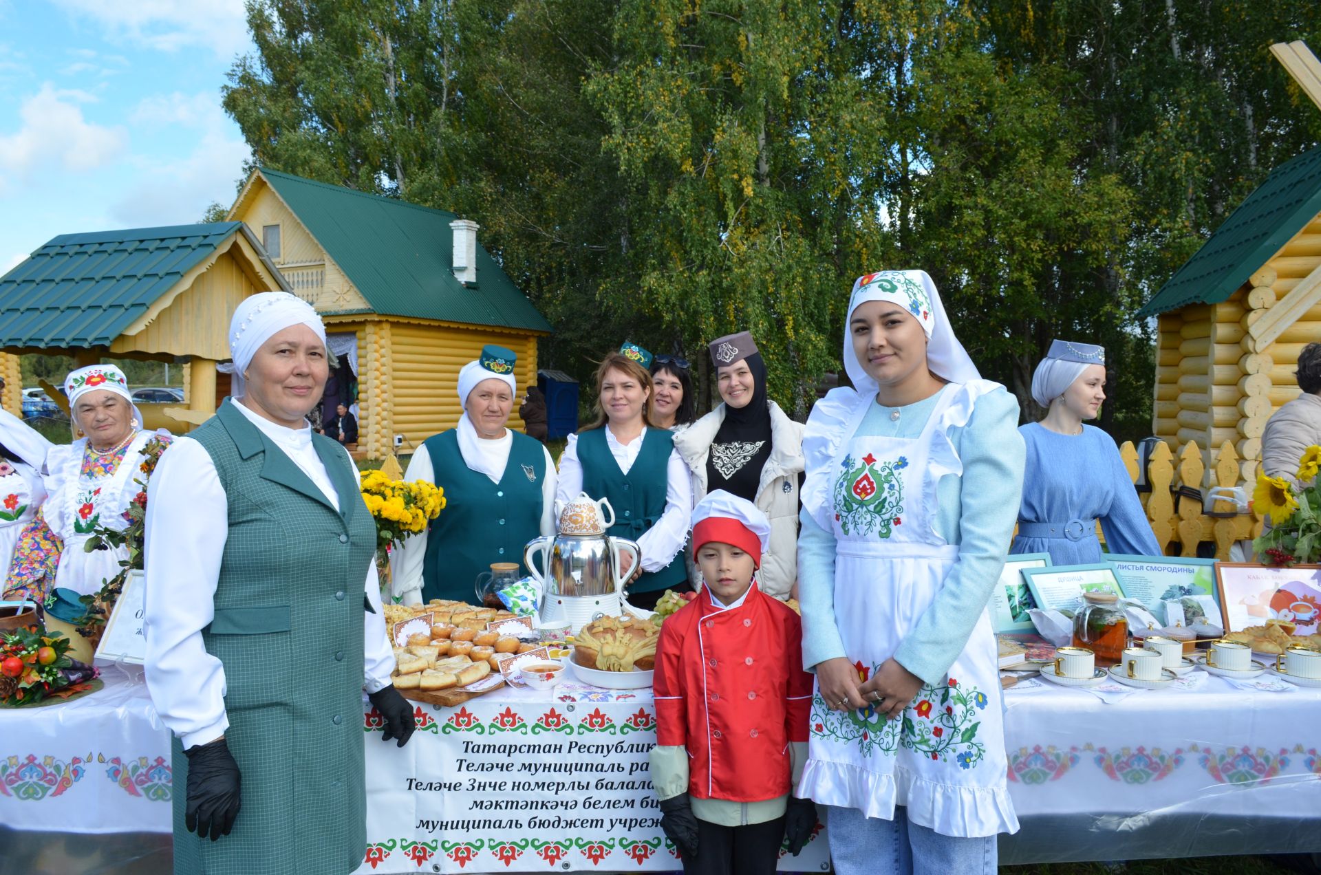 Теләчедә гастрофестиваль узды (фоторепортаж)