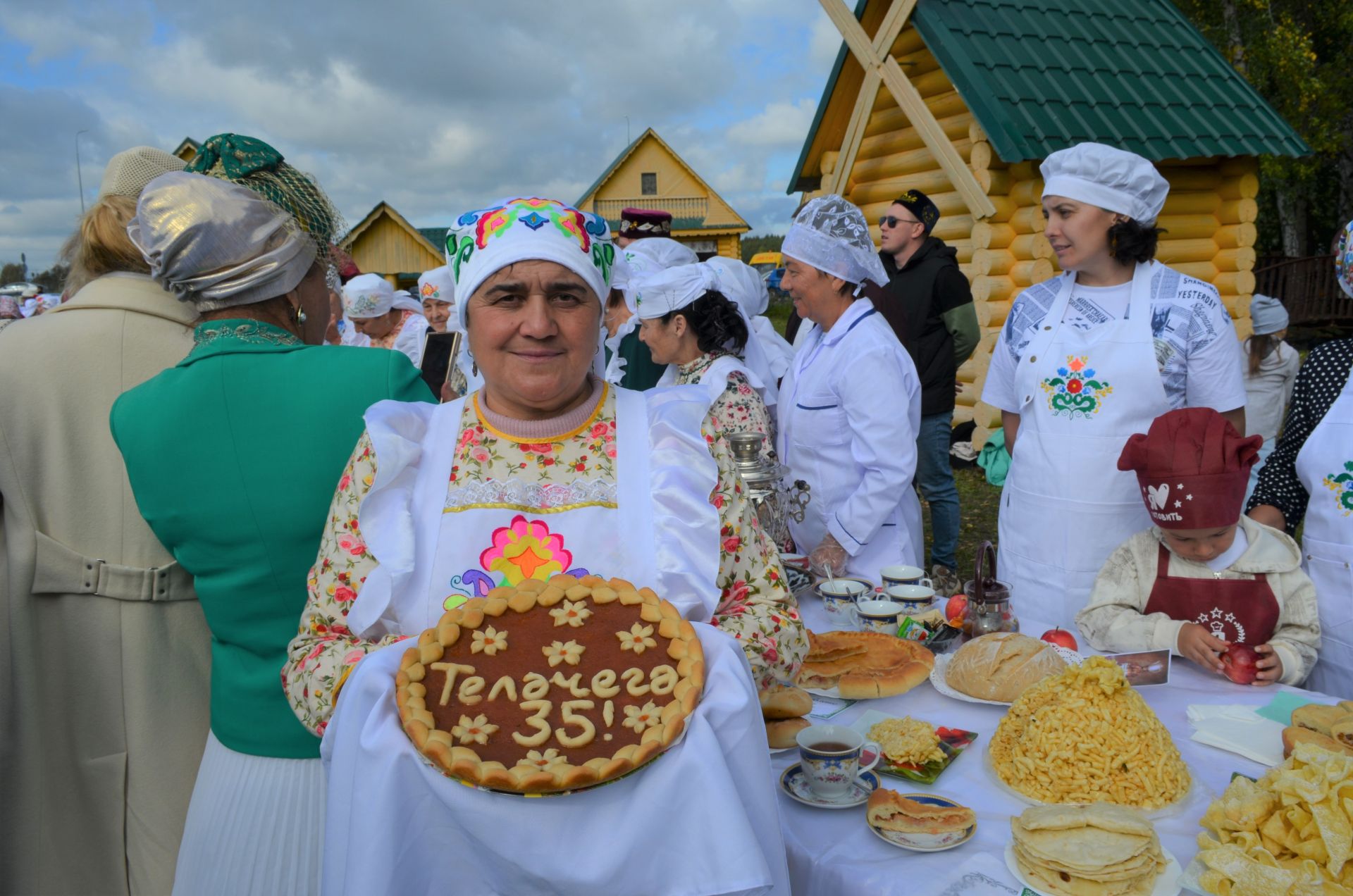 Теләчедә гастрофестиваль узды (фоторепортаж)