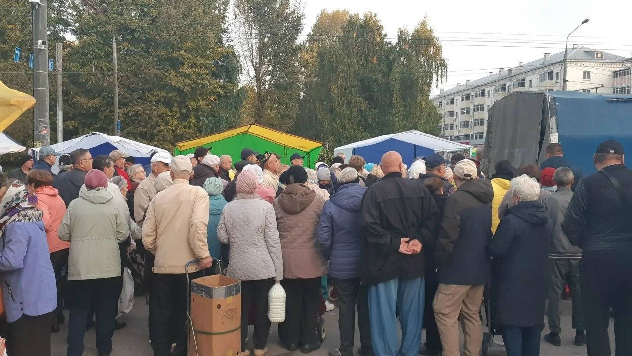 Авыл хуҗалыгы ярминкәсендә сату иттеләр