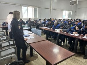 Теләчедәге чит ил гражданнары белән очрашу узды