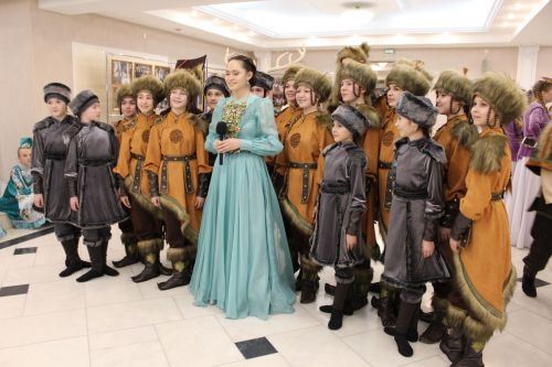 Аларны “УНИКС” көтә