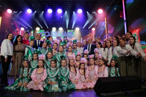 Аларны “УНИКС” көтә