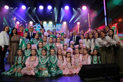 Аларны “УНИКС” көтә