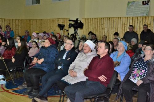 Әбде  авылы мәдәният йортында «Задоринка» вокаль ансамбленең юбилей концерты узды