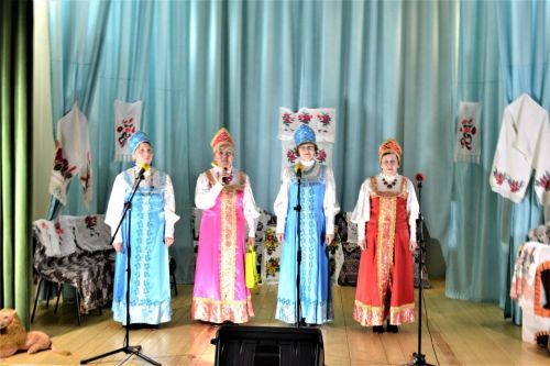 Әбде  авылы мәдәният йортында «Задоринка» вокаль ансамбленең юбилей концерты узды
