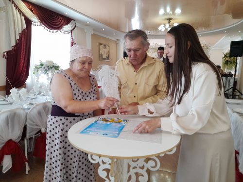Гаилә, мәхәббәт һәм тугрылык көне уңаеннан бәйрәм чарасы узды