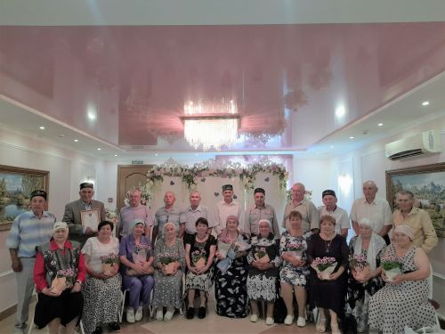 Гаилә, мәхәббәт һәм тугрылык көне уңаеннан бәйрәм чарасы узды