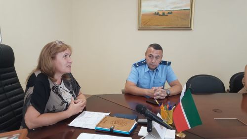 Состоялось расширенное заседание комиссии по делам несовершеннолетних и защите и прав Тюлячинского муниципального района