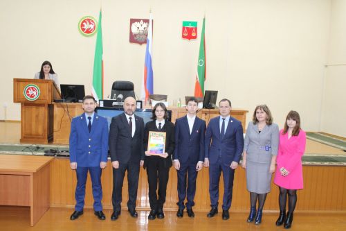 Коррупциягә каршы көрәш буенча  район комиссиясенең  утырышы узды