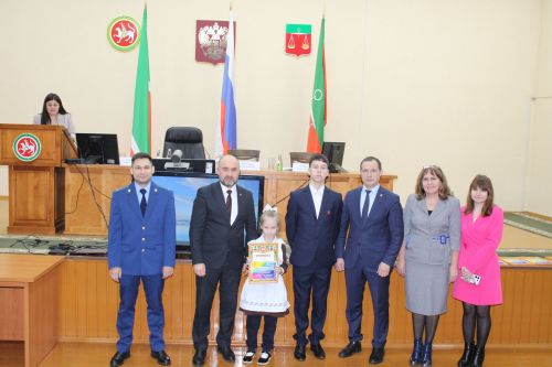 Коррупциягә каршы көрәш буенча  район комиссиясенең  утырышы узды