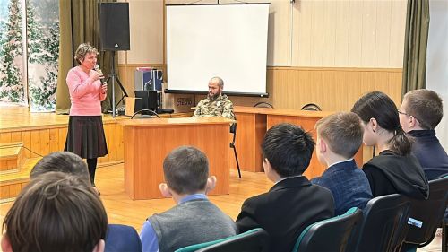 Ильшат Вәлиуллин: «Сез үскәндә дөньялар тыныч, күк йөзе аяз булсын иде!»
