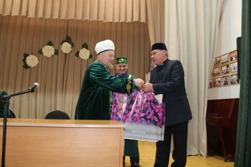 Җәлил хәзрәтнең үтемле вәгазьләре