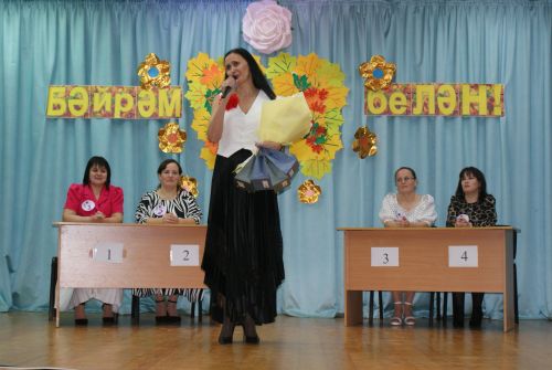 Казаклар авылында «Ягез әле, әниләр!» дип исемләнгән кичә булып узды