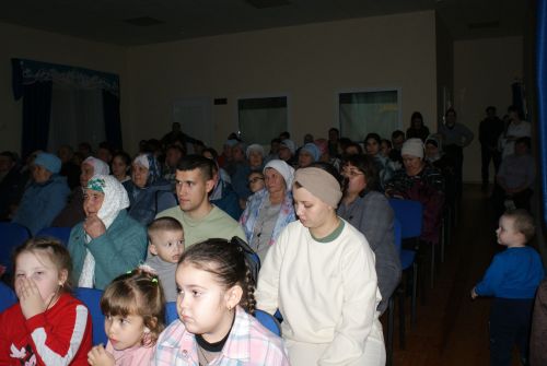 Казаклар авылында «Ягез әле, әниләр!» дип исемләнгән кичә булып узды