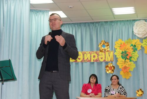 Казаклар авылында «Ягез әле, әниләр!» дип исемләнгән кичә булып узды