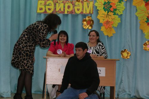 Казаклар авылында «Ягез әле, әниләр!» дип исемләнгән кичә булып узды