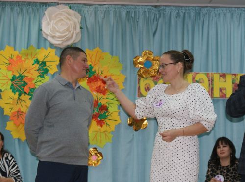 Казаклар авылында «Ягез әле, әниләр!» дип исемләнгән кичә булып узды