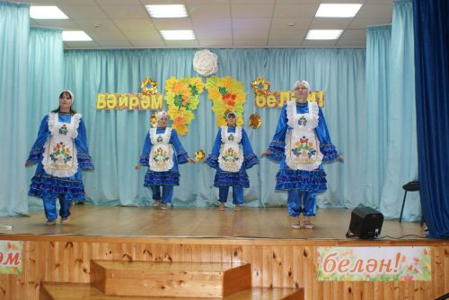 Казаклар авылында «Ягез әле, әниләр!» дип исемләнгән кичә булып узды