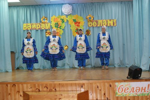 Казаклар авылында «Ягез әле, әниләр!» дип исемләнгән кичә булып узды