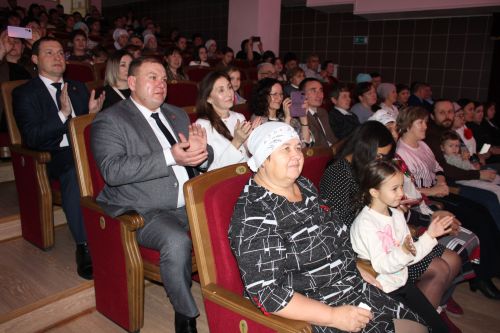 Иң – иңнәр тәбрикләнде