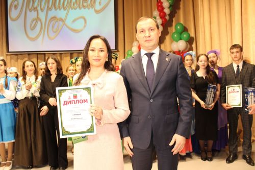 Иң – иңнәр тәбрикләнде
