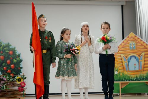 Алдынгылар хәрәкәте проекты кысаларында мәктәп театр коллективларының смотр — конкурсы узды