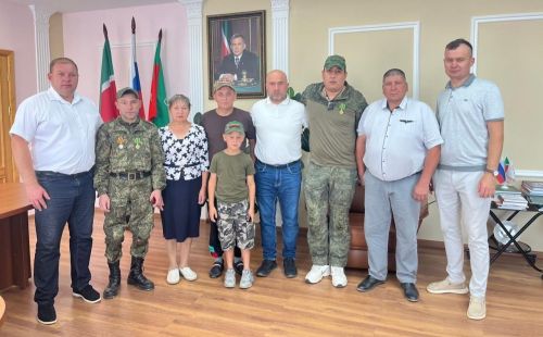 Егетләргә «Теләче муниципаль районы каршындагы казанышлары өчен» медален тапшырдылар