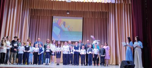 «Мәктәпкә җыенырга ярдәм ит!» хәйрия акциясе кысаларында