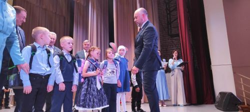 «Мәктәпкә җыенырга ярдәм ит!» хәйрия акциясе кысаларында