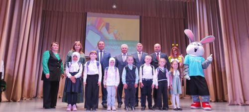 «Мәктәпкә җыенырга ярдәм ит!» хәйрия акциясе кысаларында