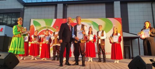 Районда Республика көнен бәйрәм иттеләр